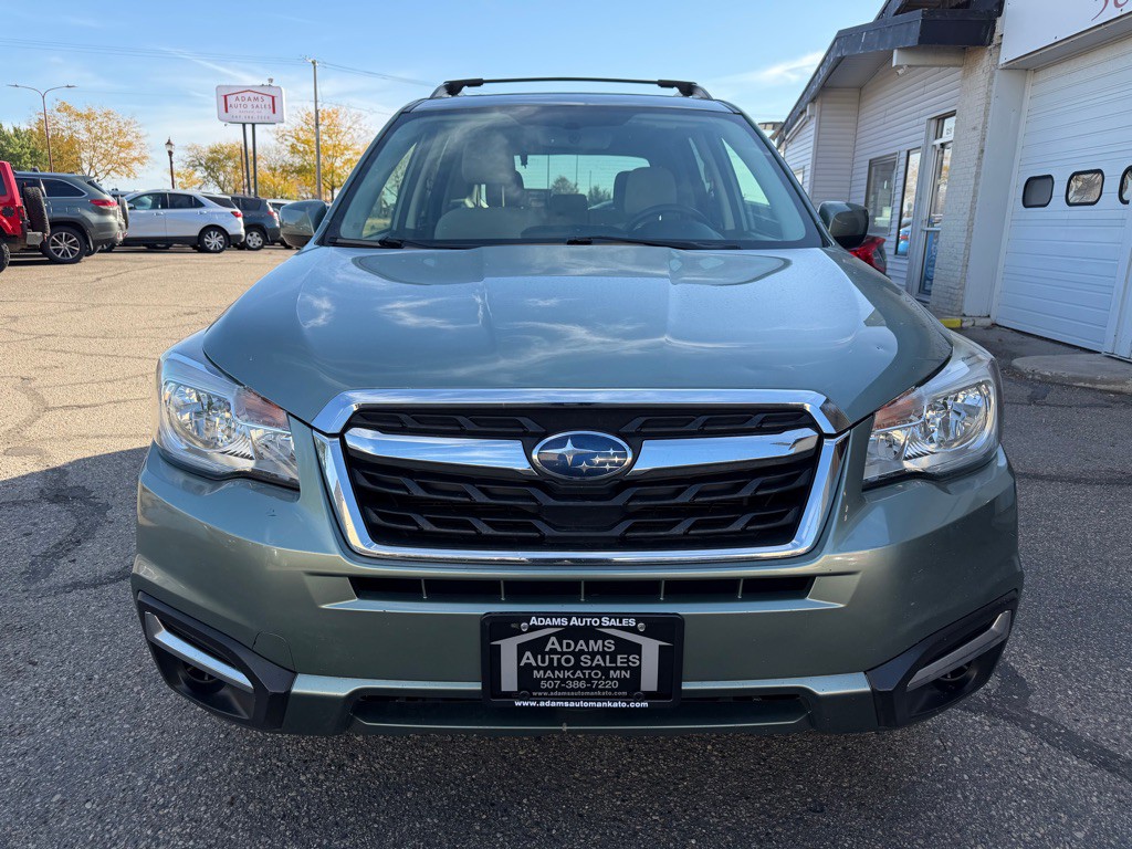 2017 Subaru Forester Image 3