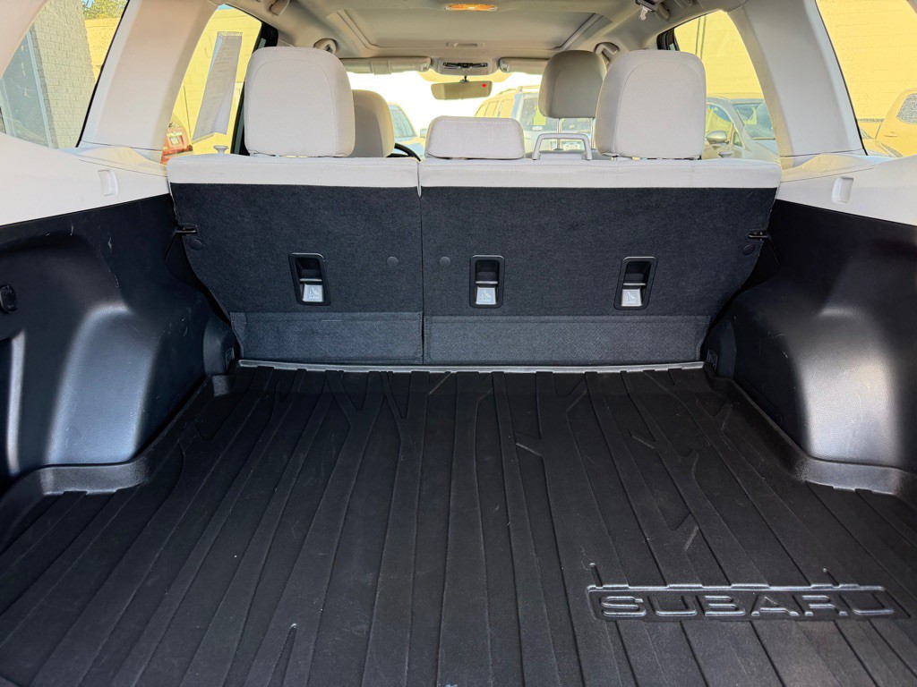 2017 Subaru Forester Image 8