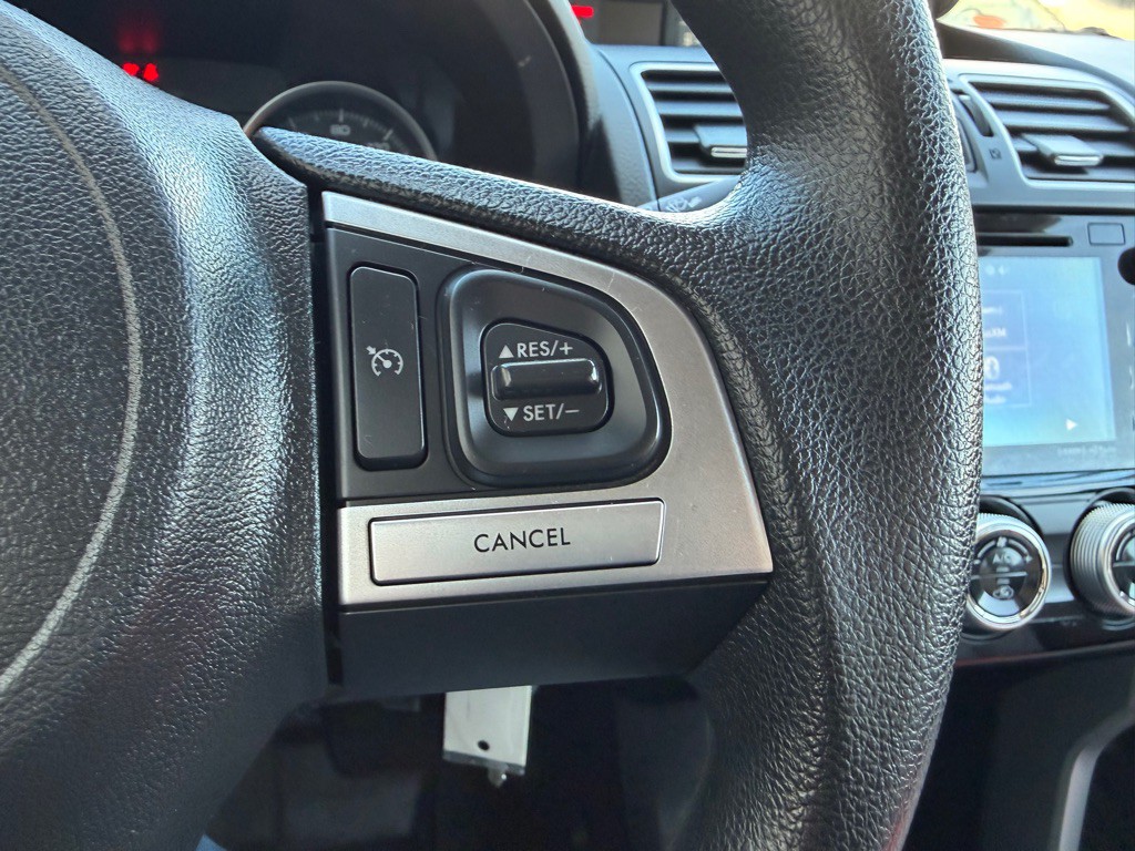 2017 Subaru Forester Image 21