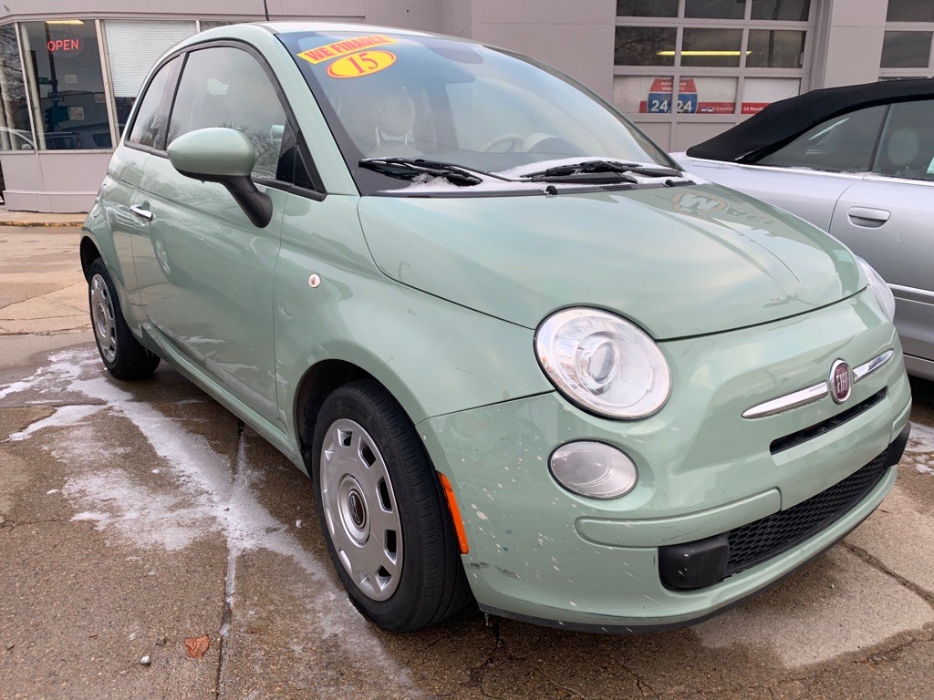 2015 FIAT 500 Image 1