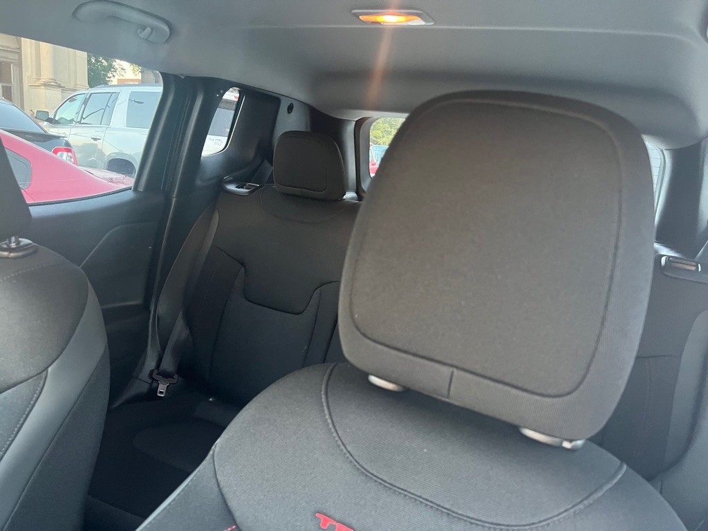 2020 Jeep Renegade Image 15