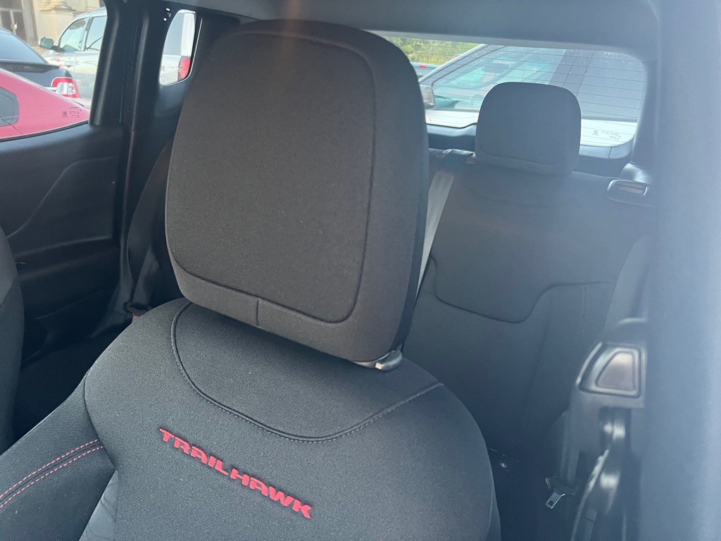 2020 Jeep Renegade Image 16