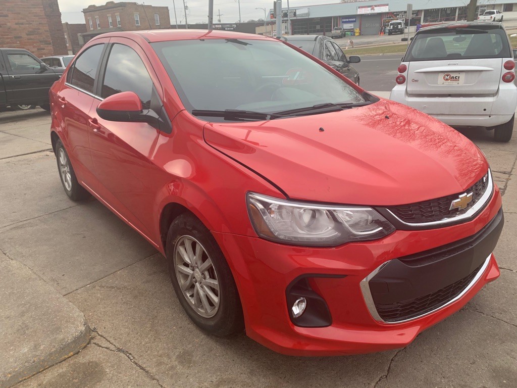 2017 Chevrolet Sonic Image 1
