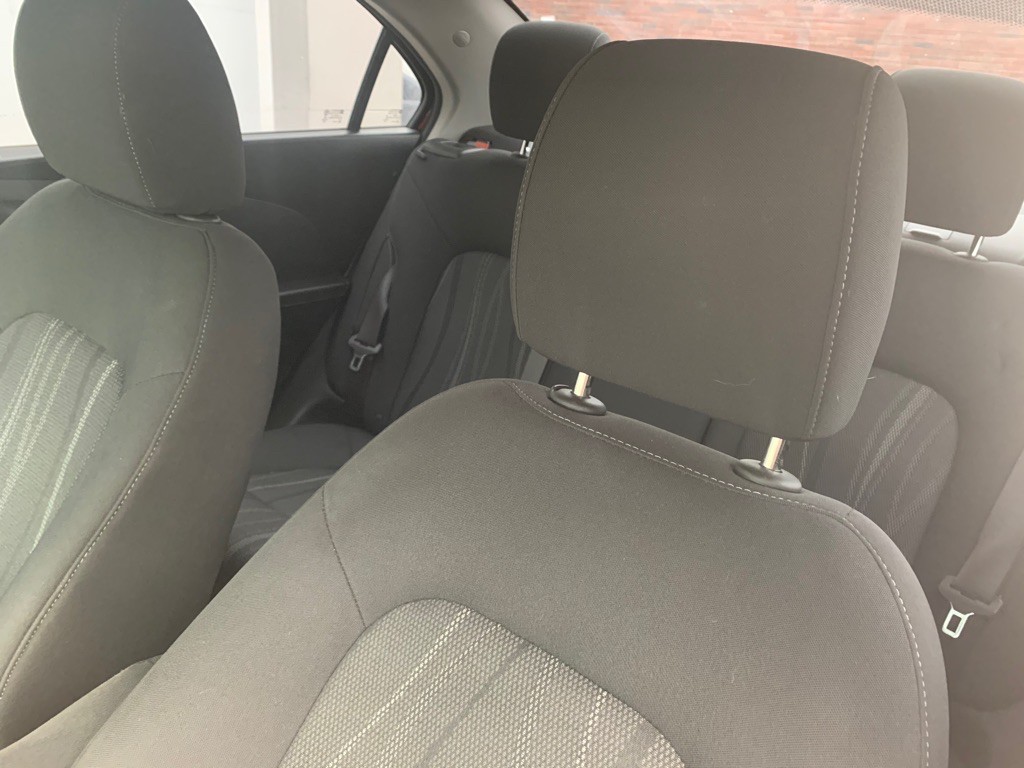 2017 Chevrolet Sonic Image 8