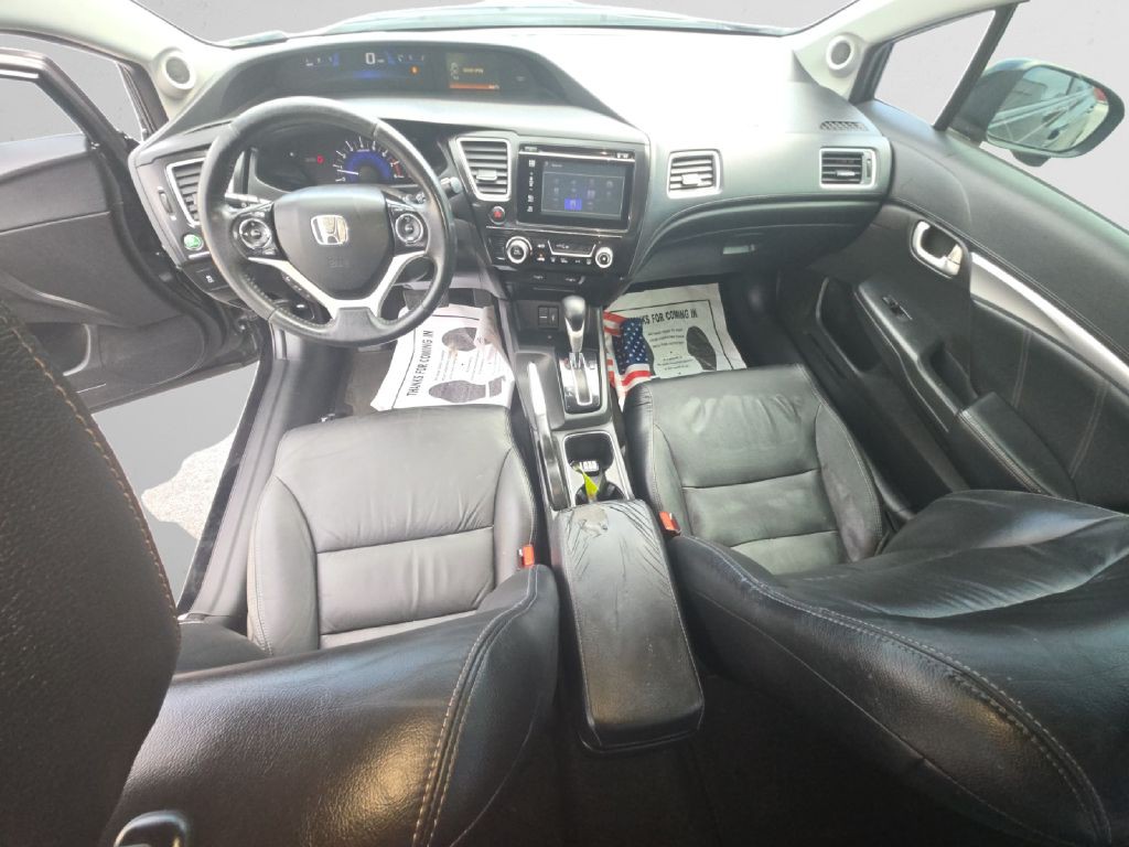 2015 Honda Civic Image 12