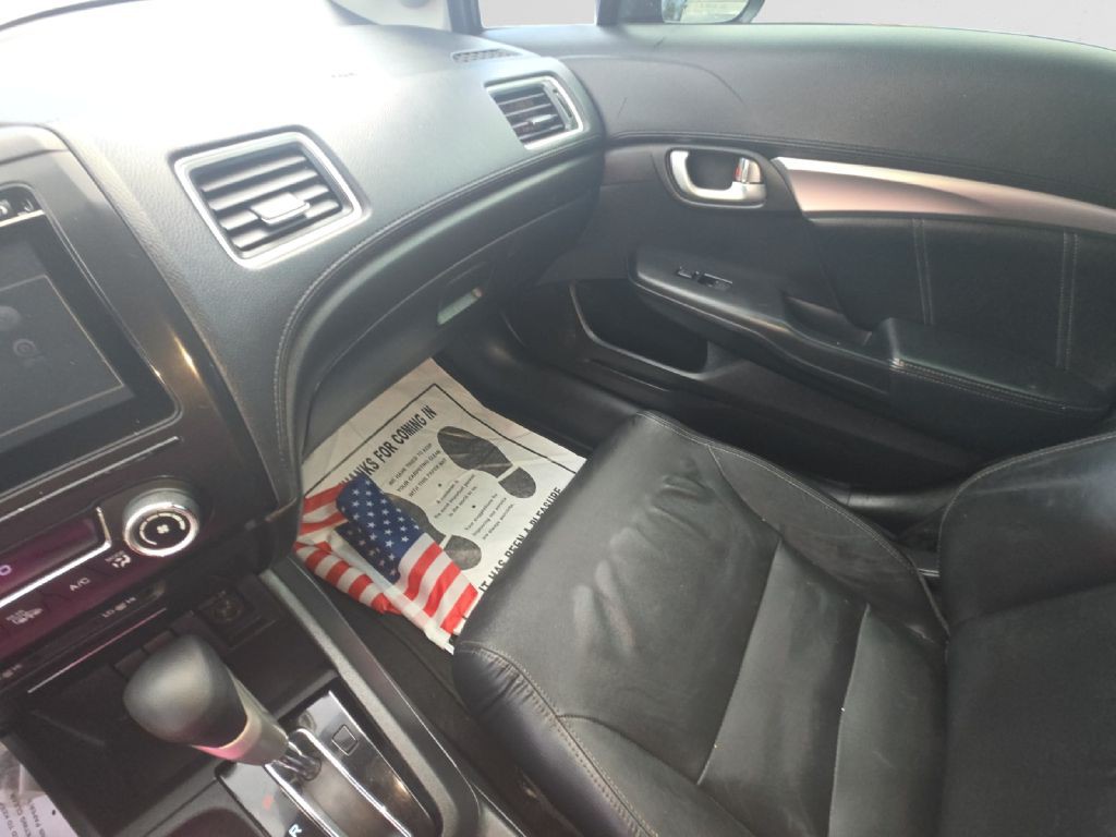 2015 Honda Civic Image 13