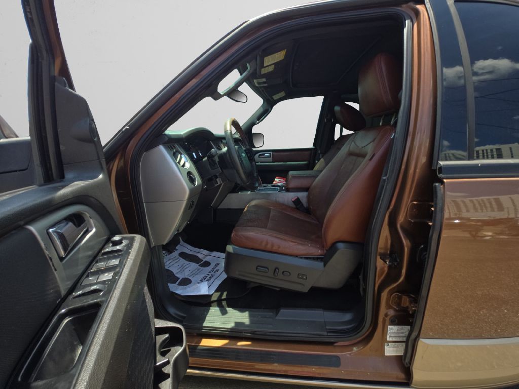 2012 Ford Expedition Image 9