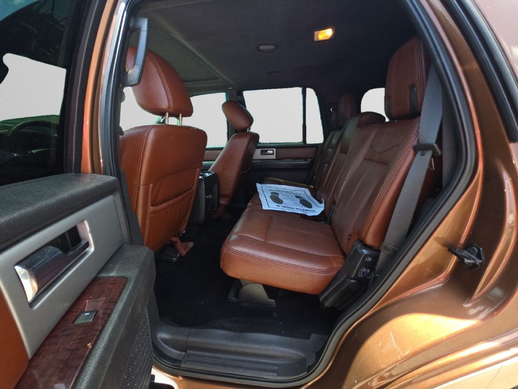 2012 Ford Expedition Image 10