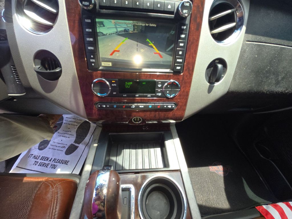 2012 Ford Expedition Image 14
