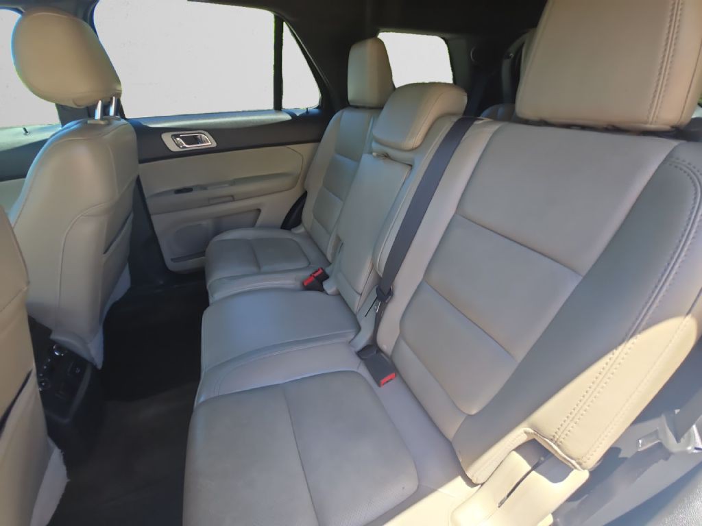 2014 Ford Explorer Image 10