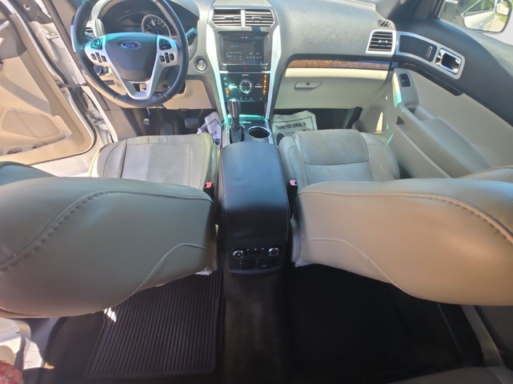 2014 Ford Explorer Image 12