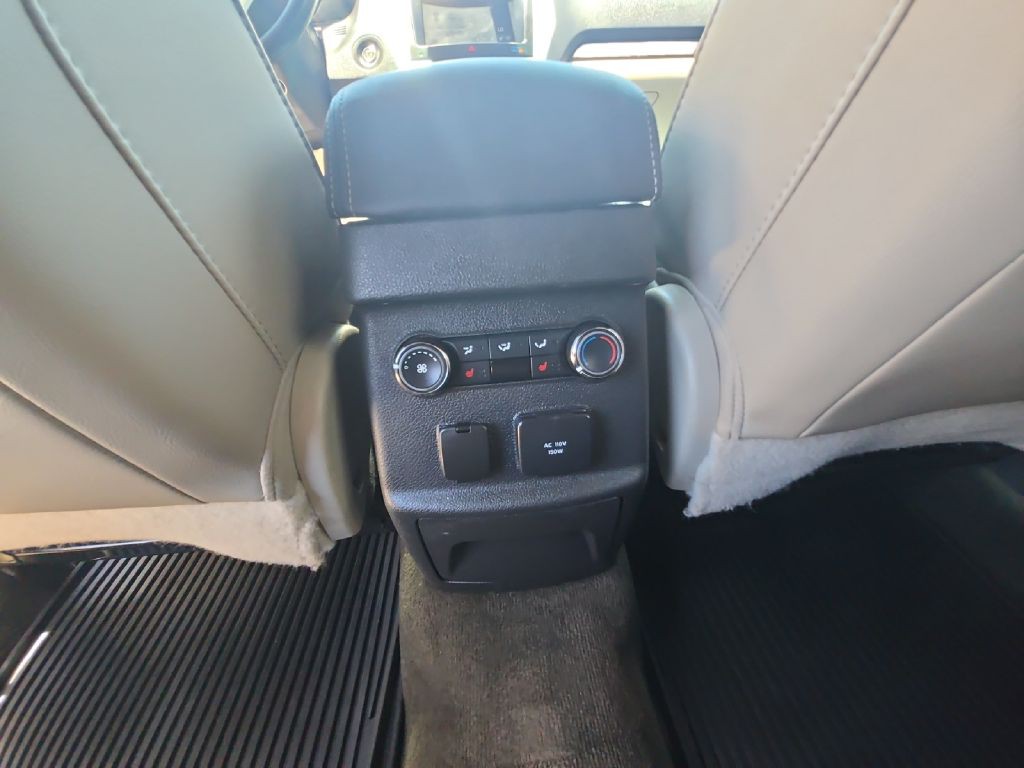 2014 Ford Explorer Image 14