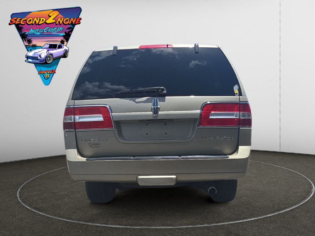 2007 Lincoln Navigator Image 4