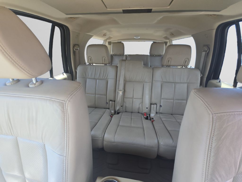 2007 Lincoln Navigator Image 11
