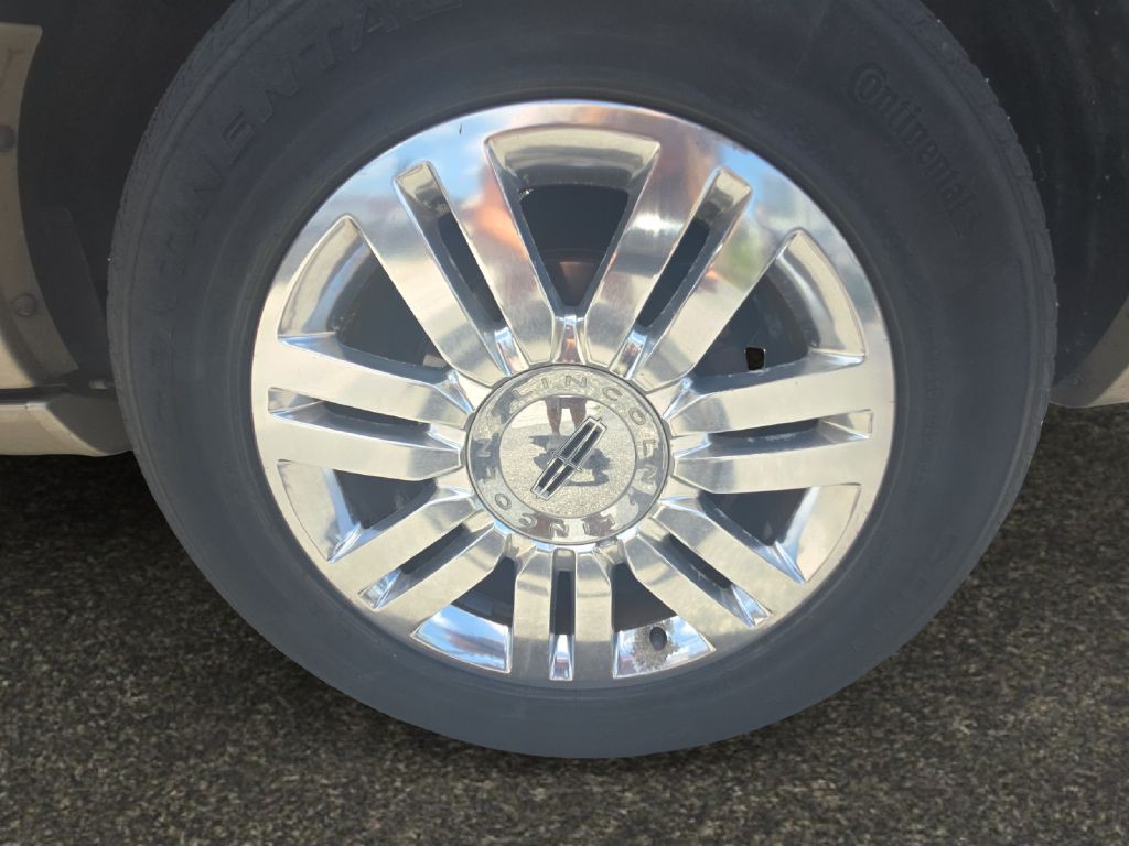 2007 Lincoln Navigator Image 13