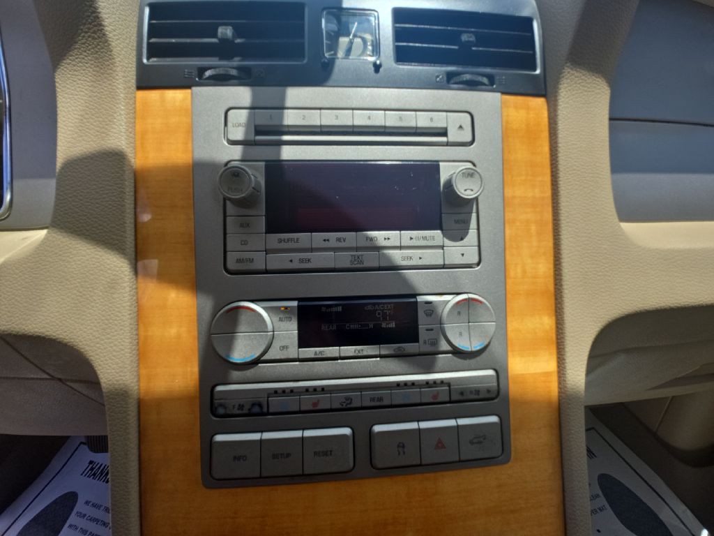 2007 Lincoln Navigator Image 15