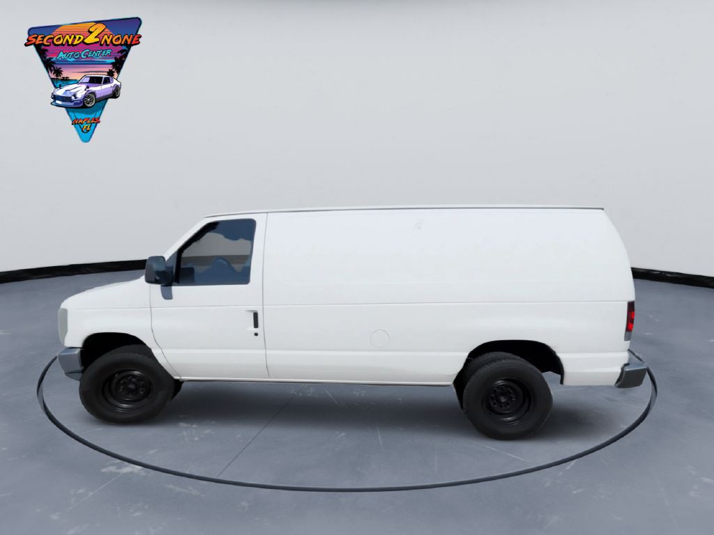 2011 Ford Econoline Image 2