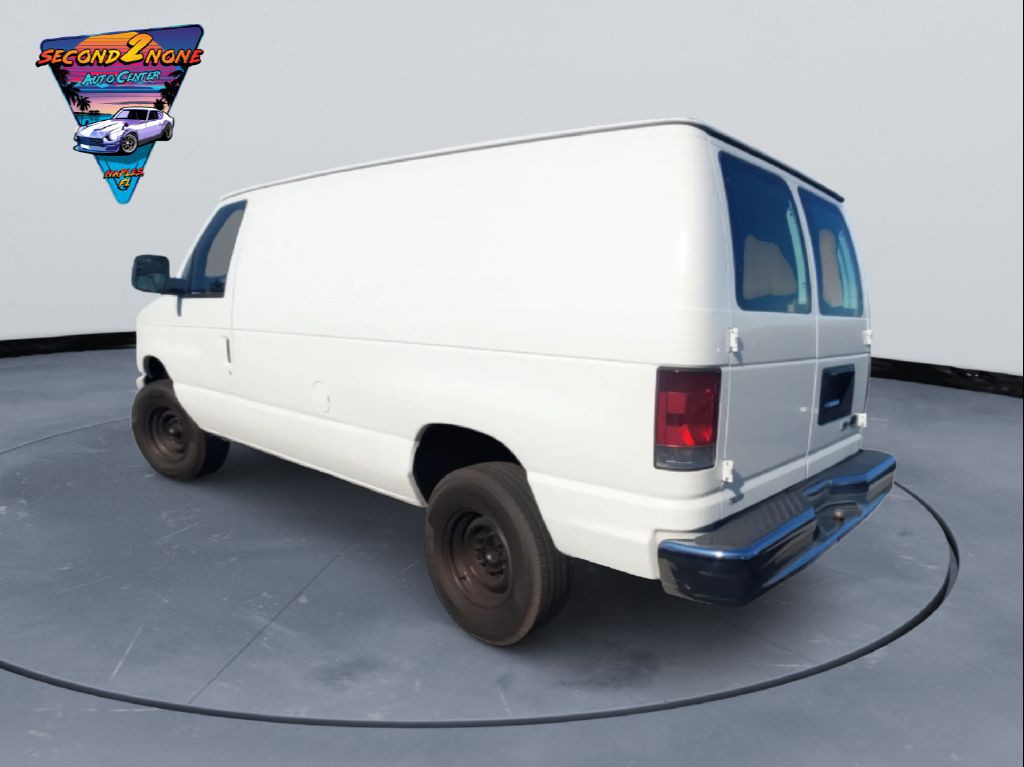 2011 Ford Econoline Image 3