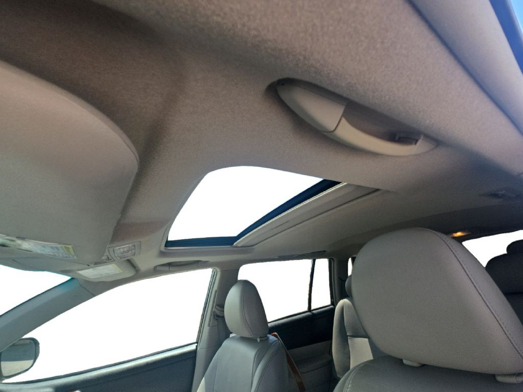 2010 Toyota Highlander Image 14