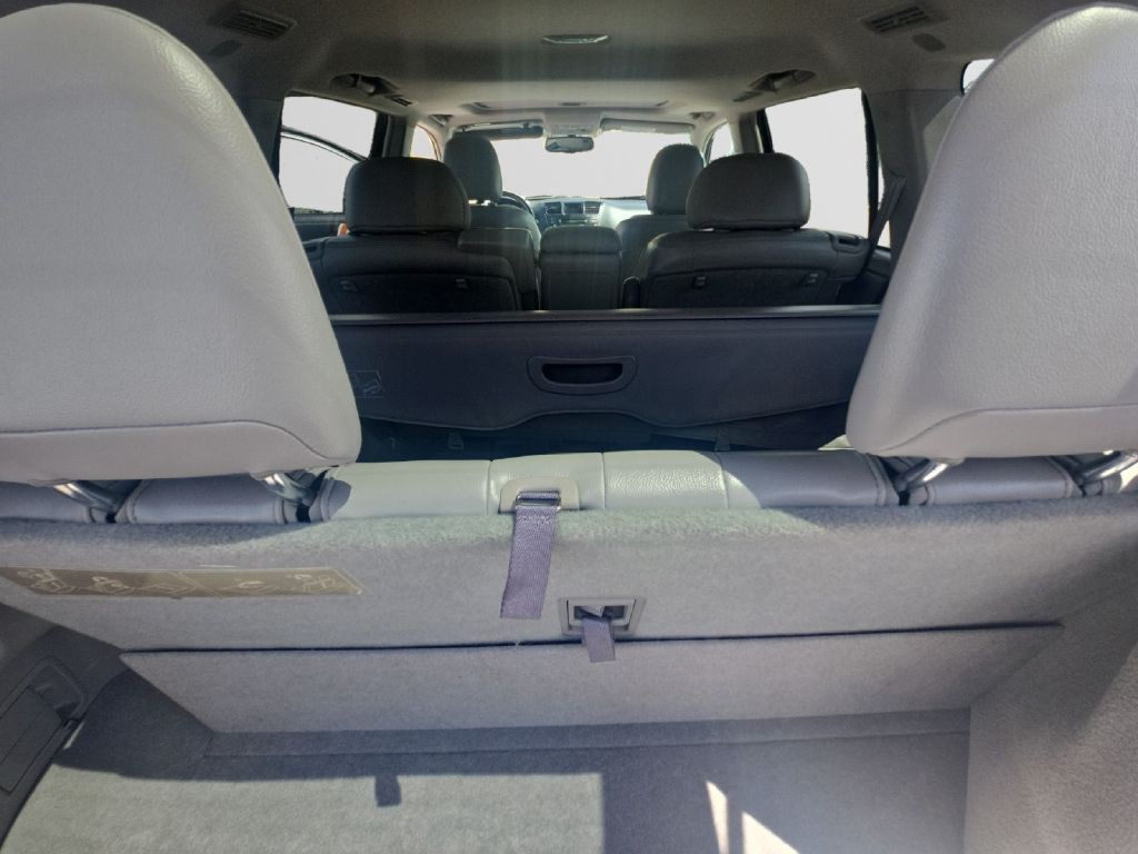 2010 Toyota Highlander Image 15