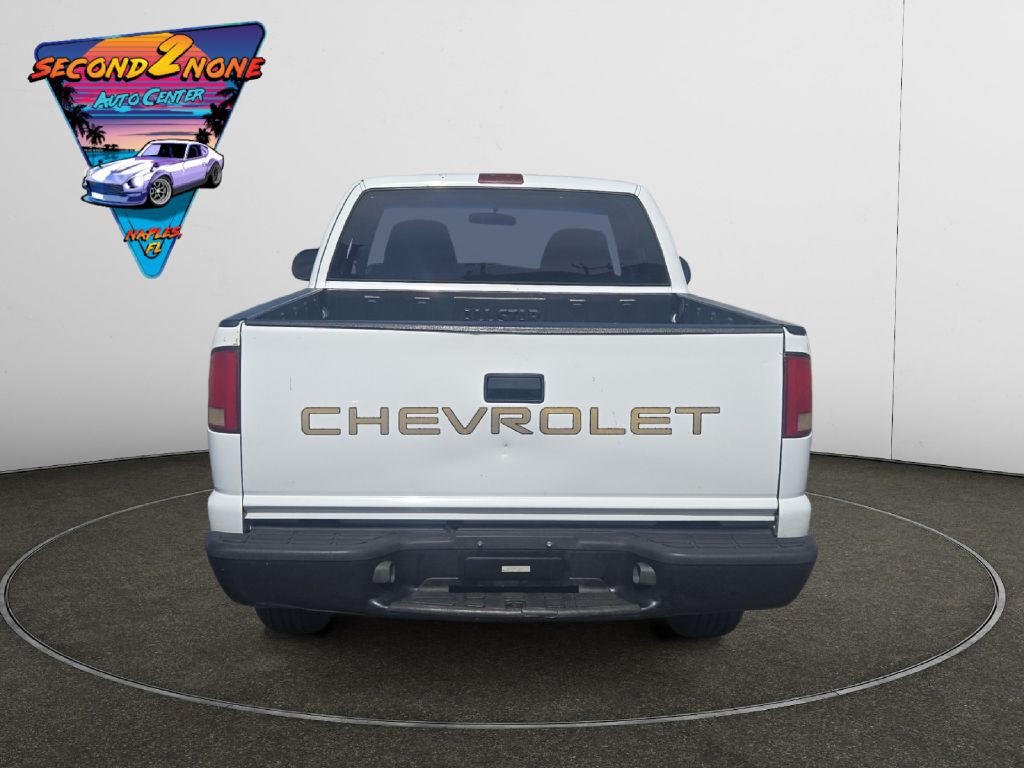 2001 Chevrolet S10 Image 5
