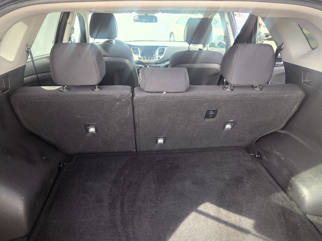 2017 Hyundai Tucson Image 11