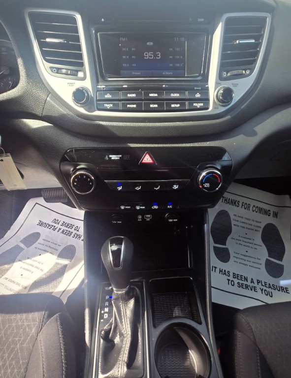 2017 Hyundai Tucson Image 16