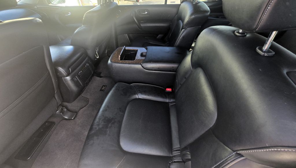 2016 INFINITI QX80 Image 10