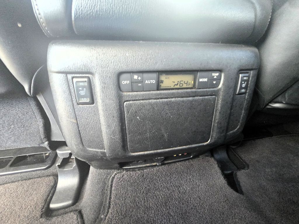 2016 INFINITI QX80 Image 14