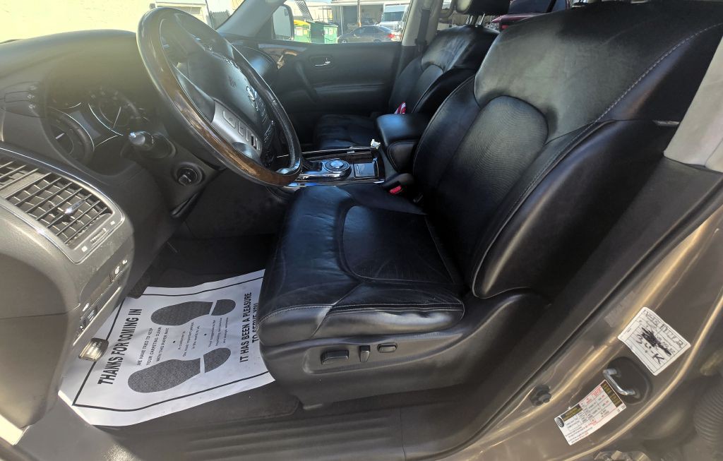 2016 INFINITI QX80 Image 16