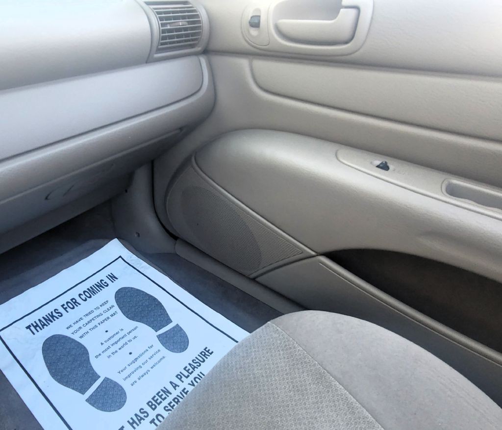 2003 Chrysler Sebring Image 13