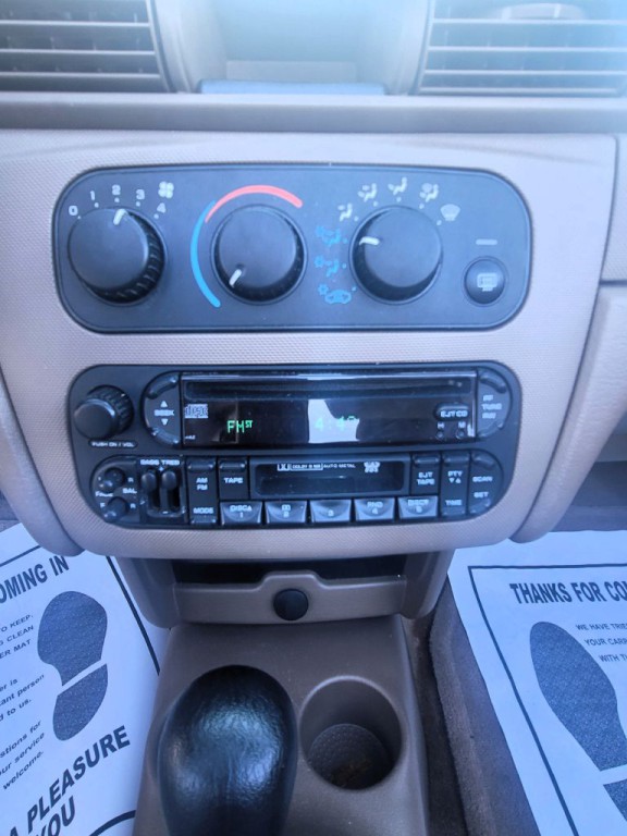 2003 Chrysler Sebring Image 14