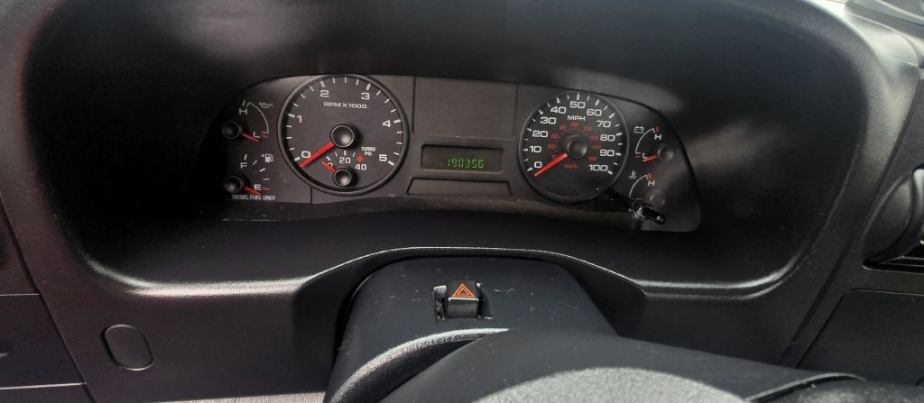 2005 Ford F-350 Image 9