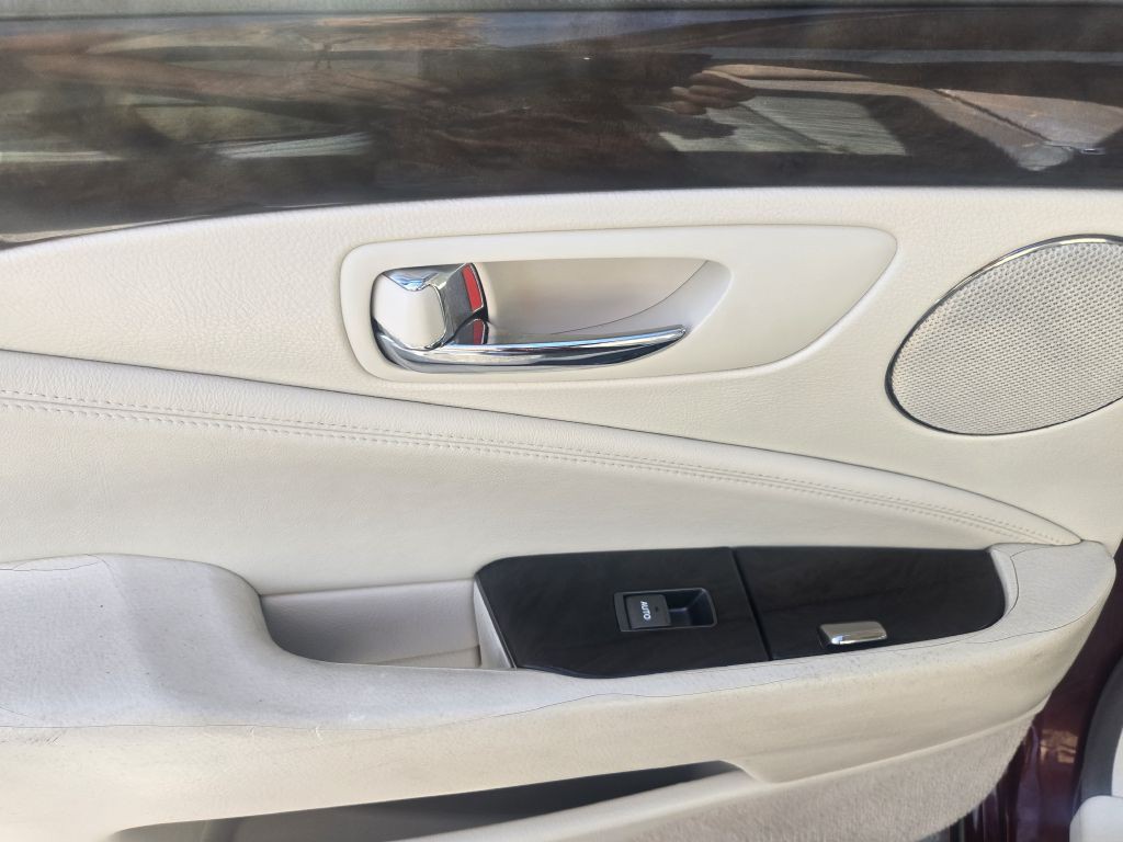 2007 Lexus LS Image 9