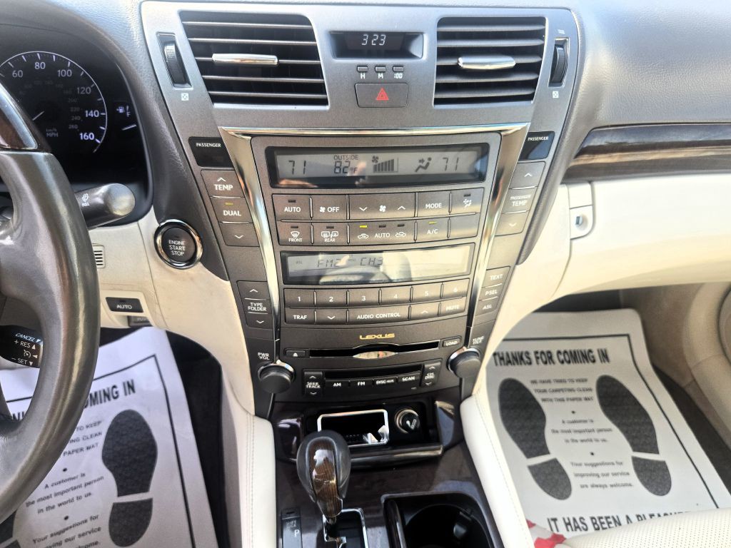 2007 Lexus LS Image 16