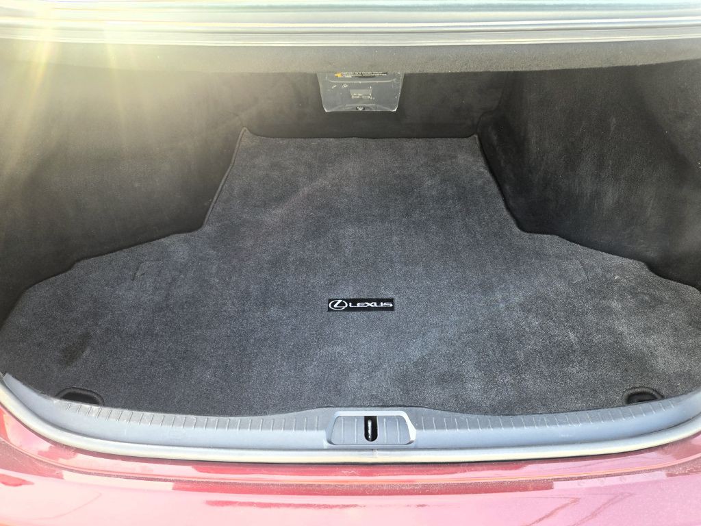 2007 Lexus LS Image 18