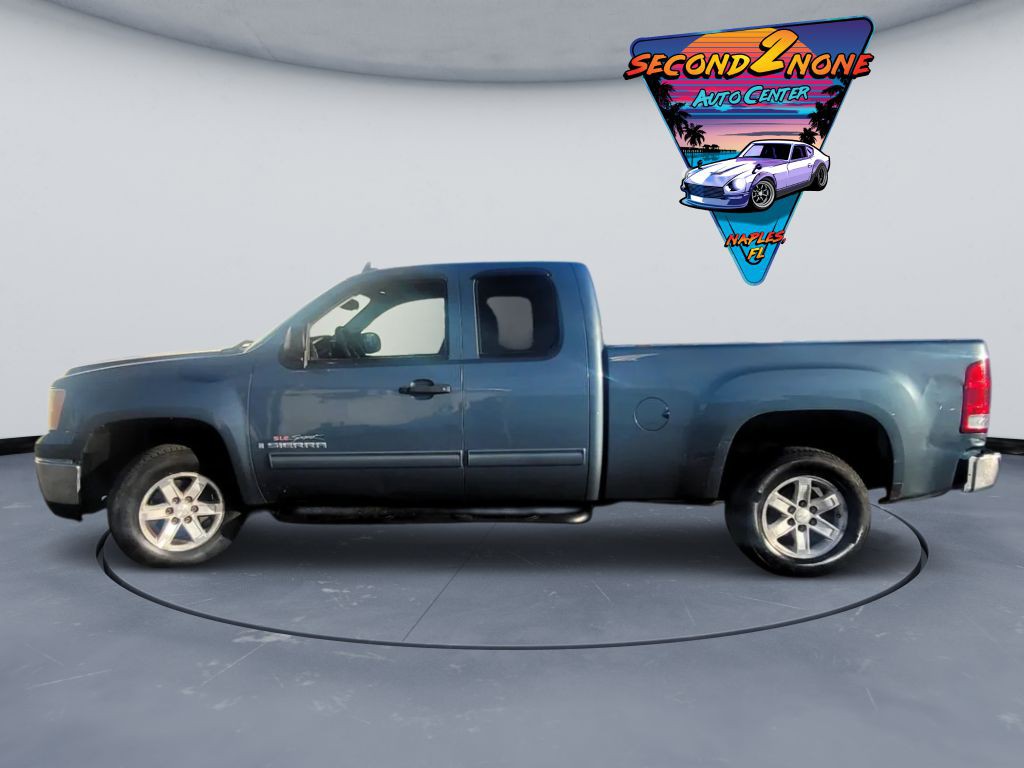 2008 GMC Sierra Image 2
