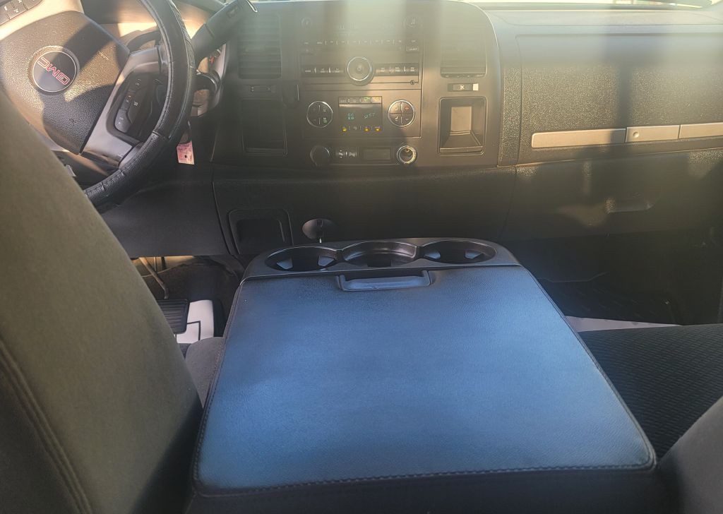 2008 GMC Sierra Image 11