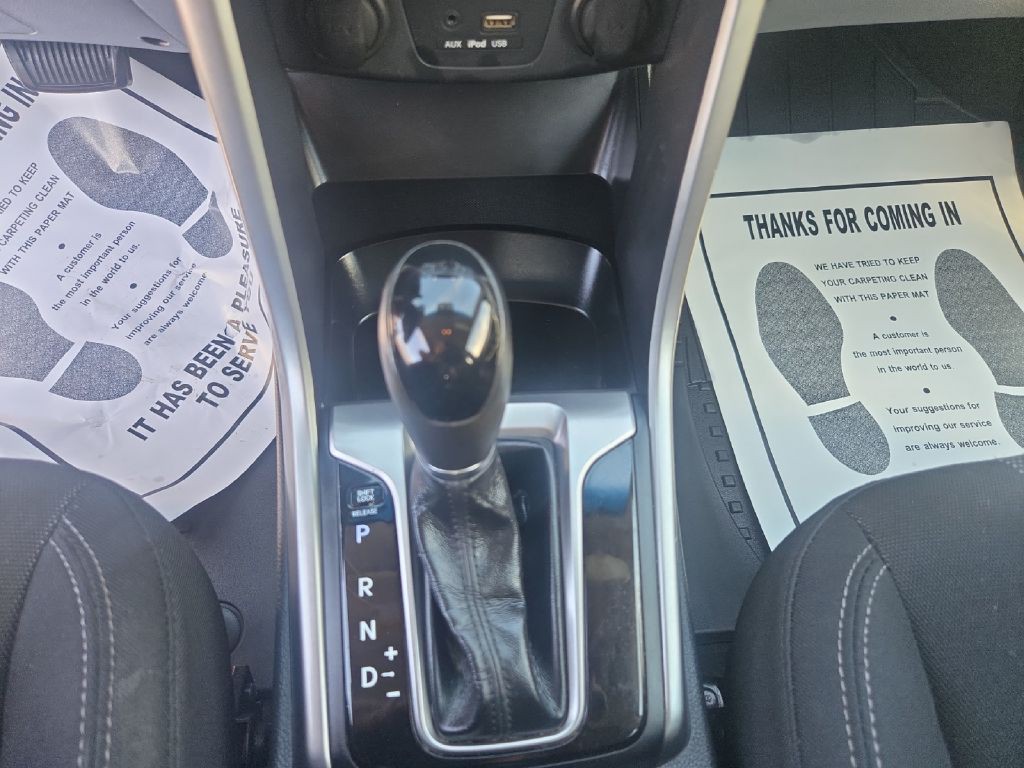 2015 Hyundai Elantra Image 11