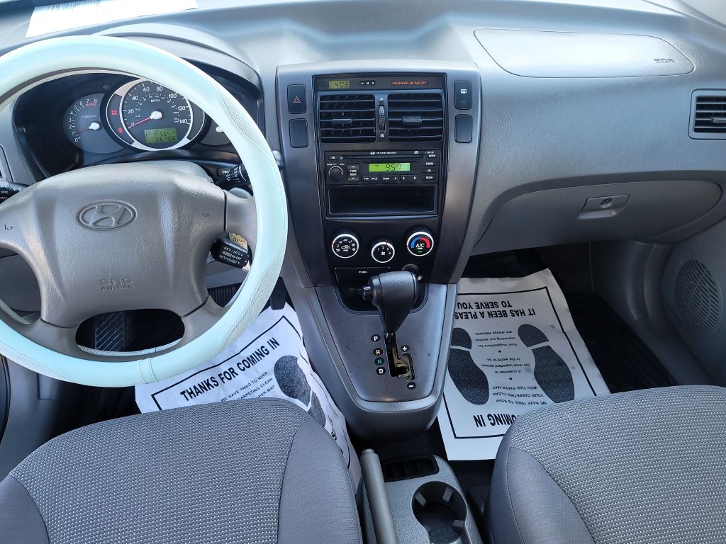2008 Hyundai Tucson Image 10