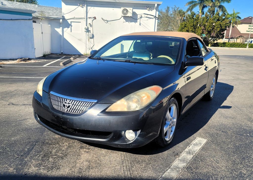 2004 Toyota Camry Image 1