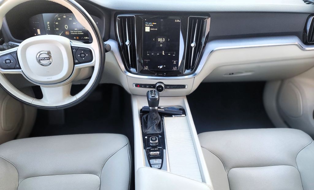 2019 Volvo S60 Image 10