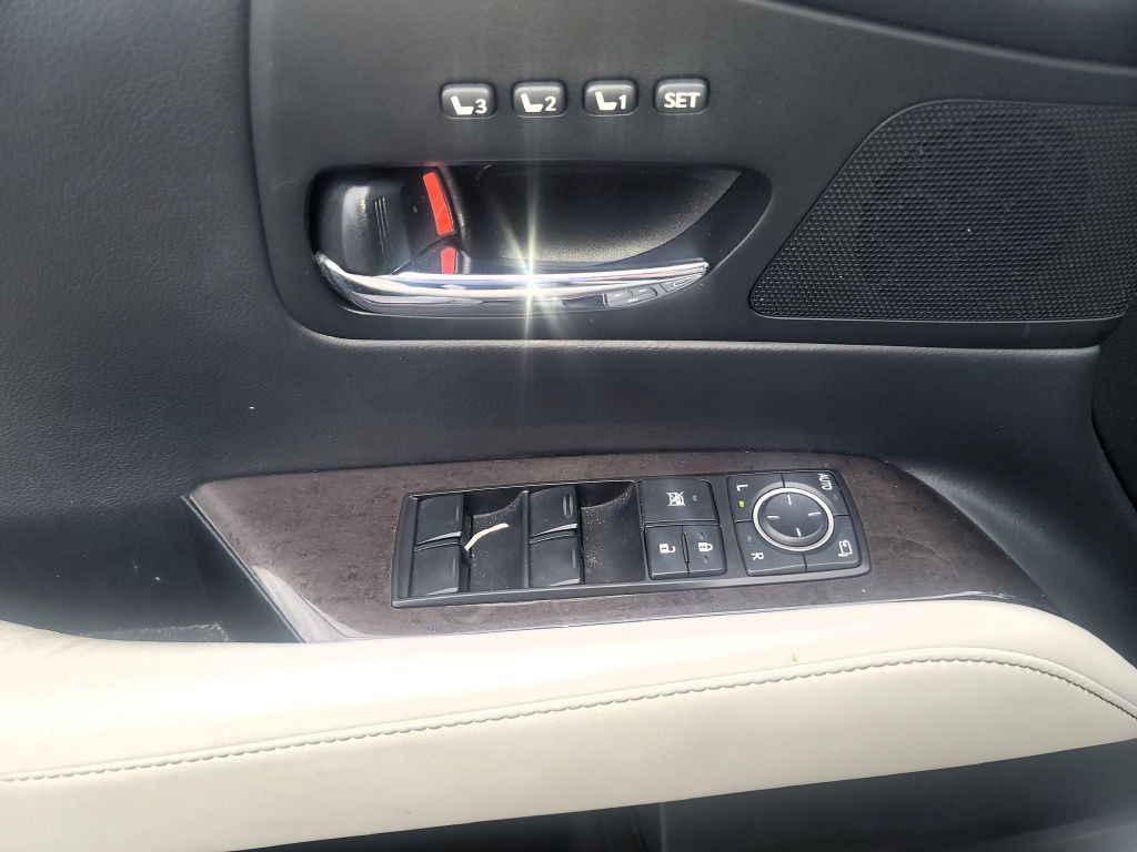 2013 Lexus RX Image 15