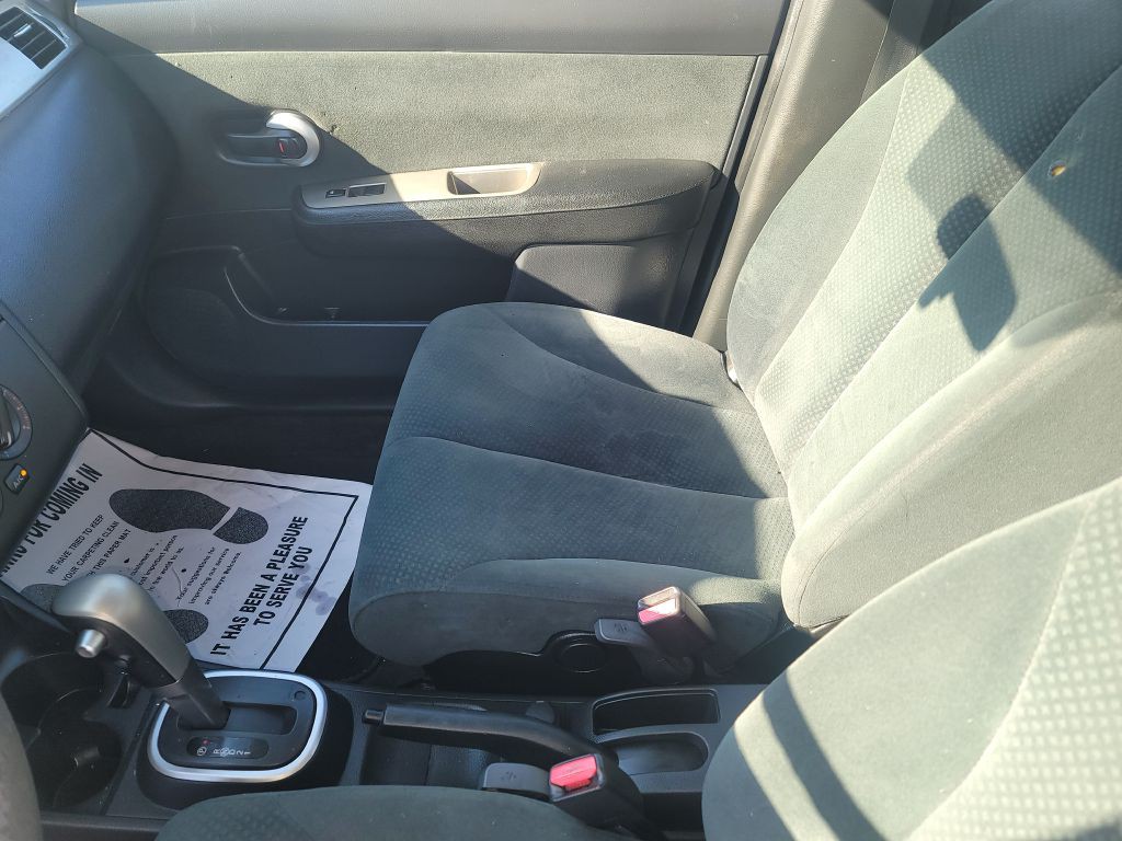 2012 Nissan Versa Image 13