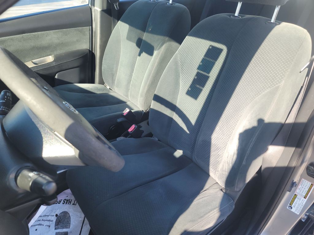 2012 Nissan Versa Image 14