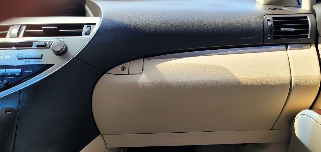 2015 Lexus RX Image 16