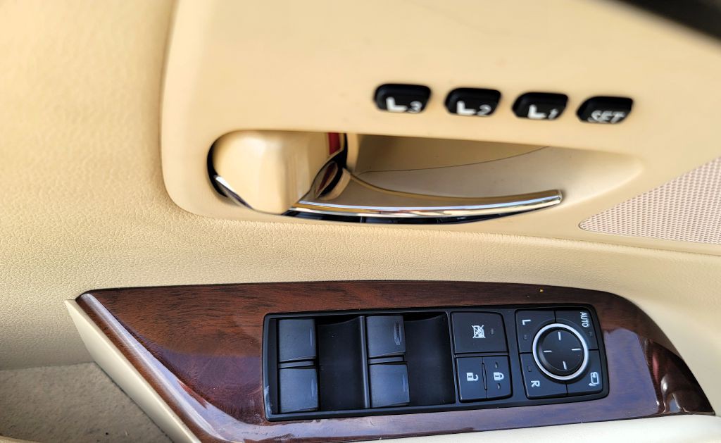 2015 Lexus RX Image 26