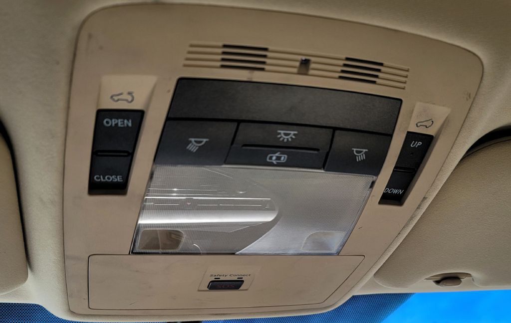 2015 Lexus RX Image 30