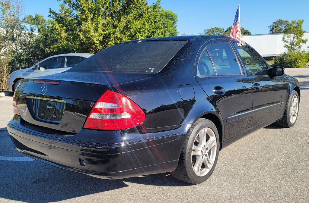2006 Mercedes-Benz E-Class Image 5