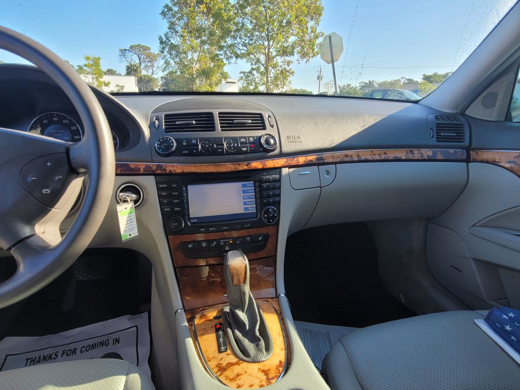 2006 Mercedes-Benz E-Class Image 11